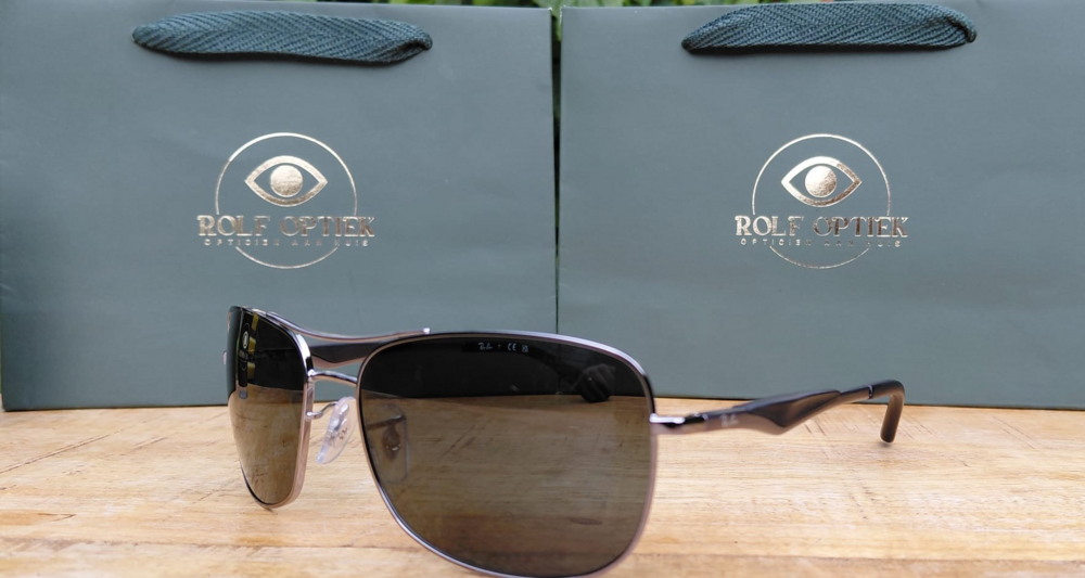 Ray-Ban RB 3515 004/71 &ndash; Stoer, stijlvol en functioneel